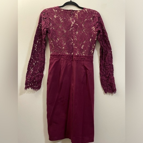 Lulu’s Lovers Era Deep-V Lace Mini Dress in Berry Ruby Red -‎ M - Picture 8 of 14